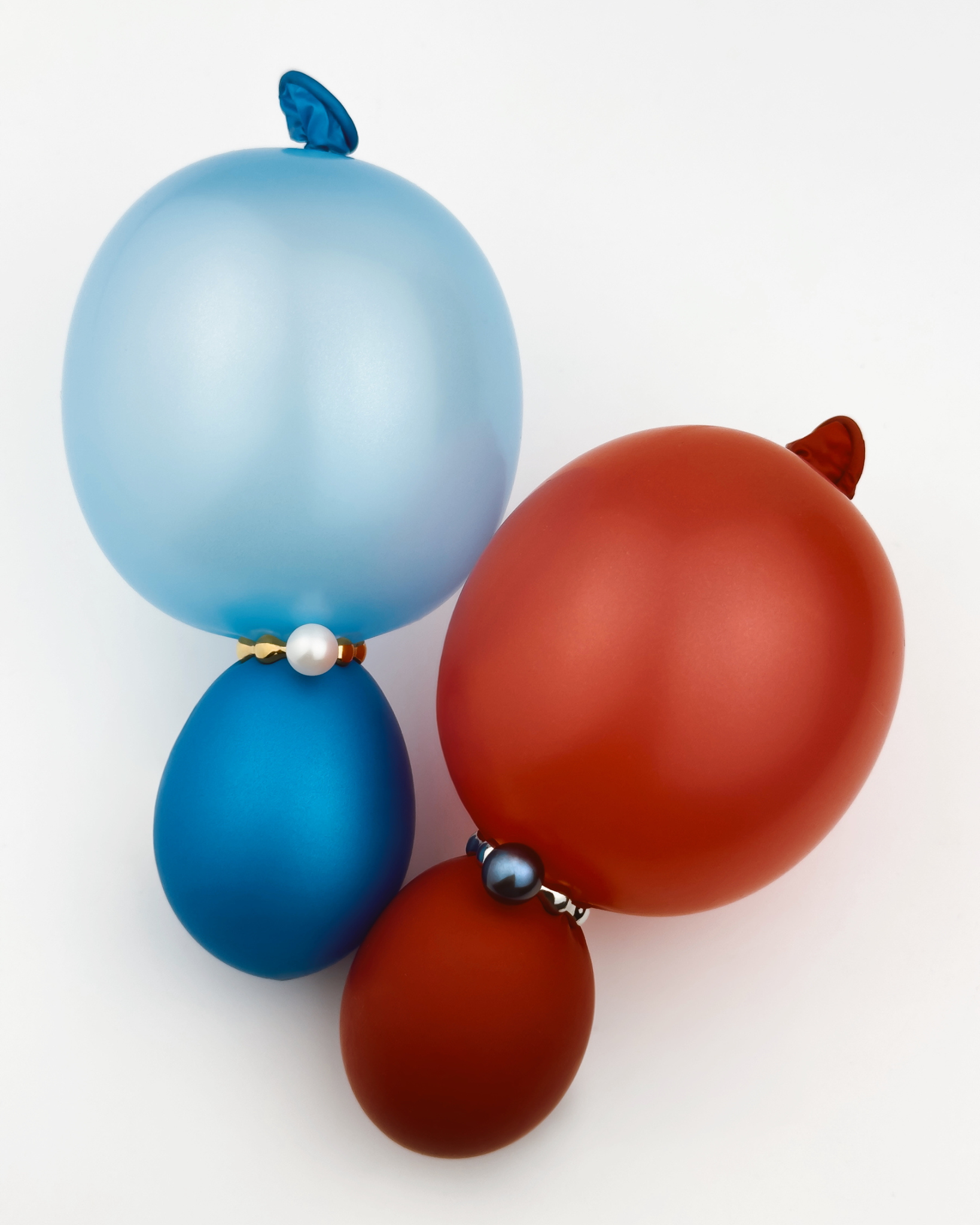 Balloons ring pearl