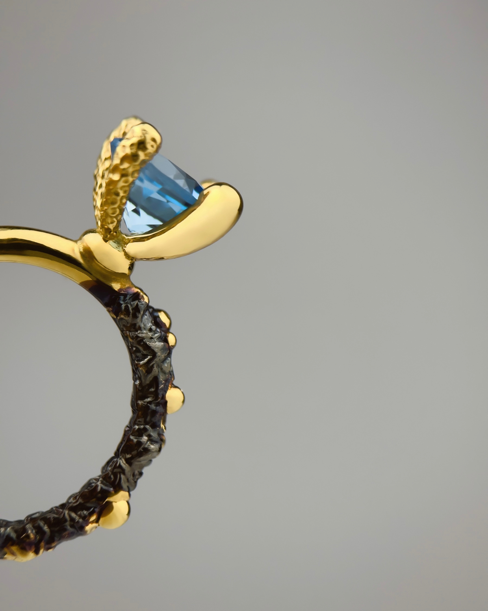 DANCE OF FLOWERS SMALL RING
