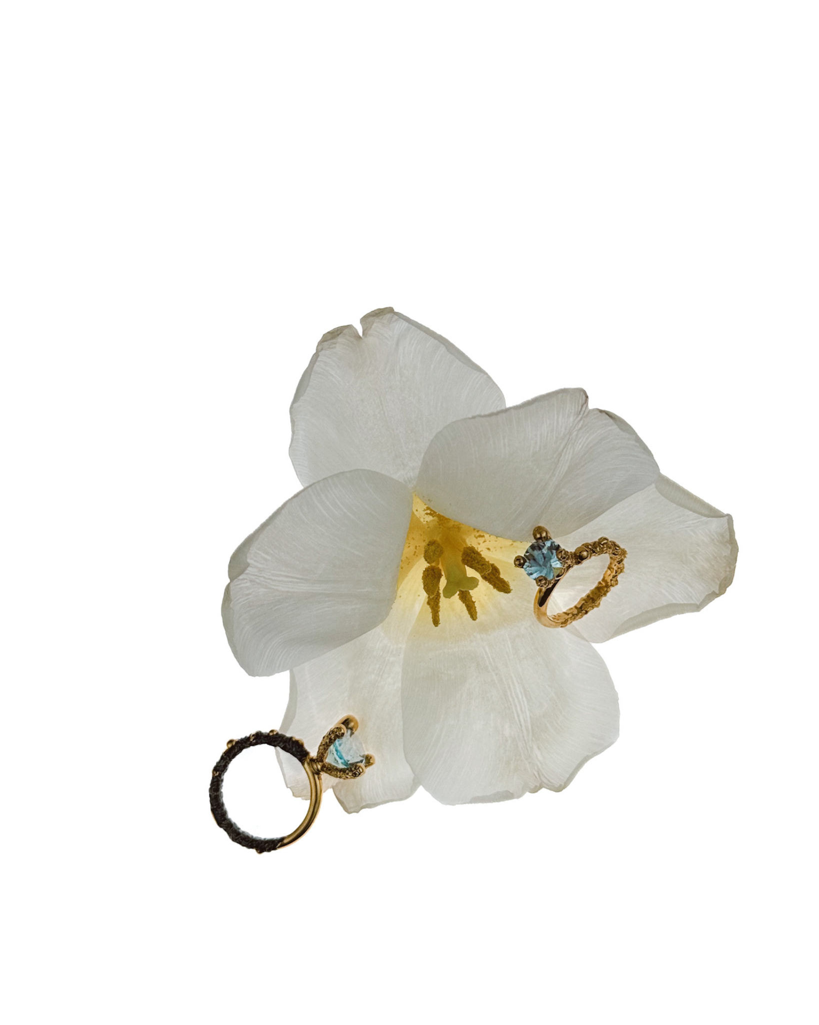 DANCE OF FLOWERS MEDIUM RING