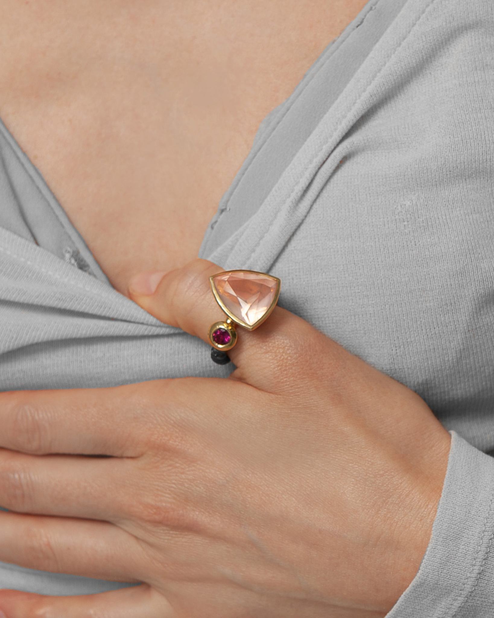 Rose quartz ring